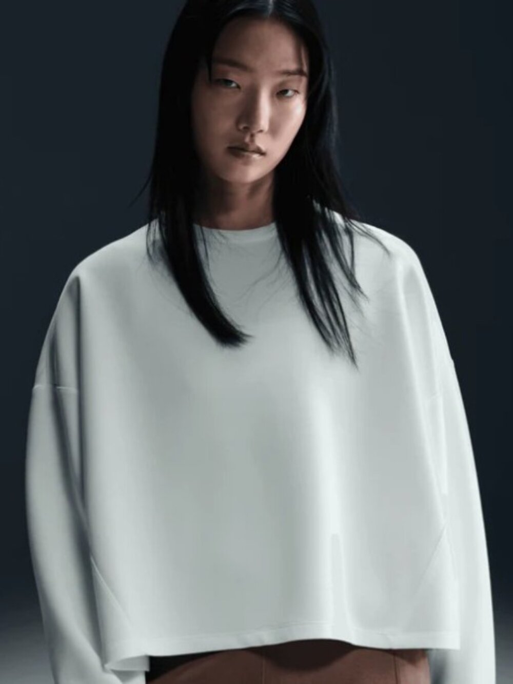 NIKE 24.7 ImpossiblySoft Women's Dri-Fit Oversized Crewneck Top L